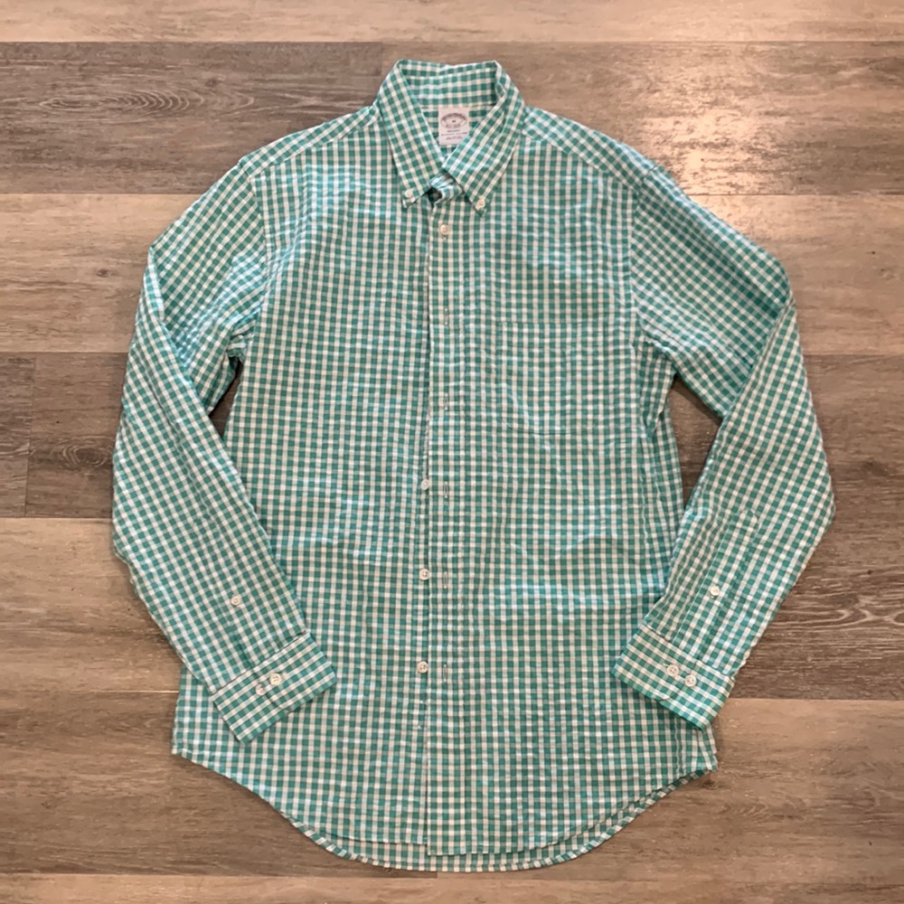 Brooks Brothers Regent fit men’s medium button-down collar sports shirt